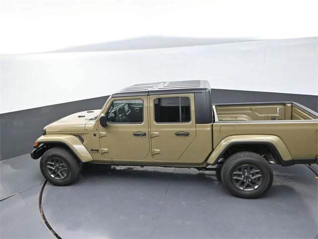 new 2025 Jeep Gladiator car, priced at $44,450