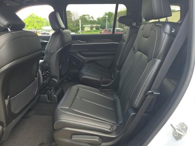 new 2025 Jeep Grand Cherokee L car, priced at $43,188