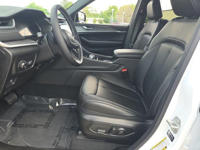 new 2025 Jeep Grand Cherokee L car, priced at $43,188