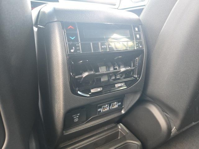 new 2025 Jeep Grand Cherokee L car, priced at $43,188