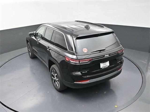 new 2025 Jeep Grand Cherokee car, priced at $43,250