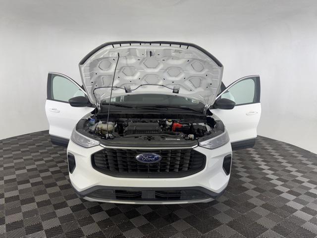 used 2023 Ford Escape car, priced at $21,500