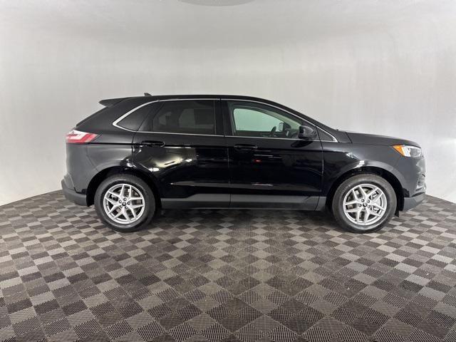 used 2024 Ford Edge car, priced at $27,500