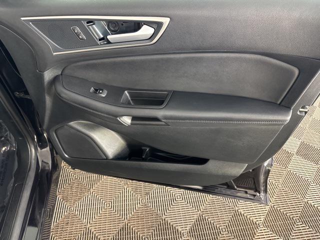 used 2024 Ford Edge car, priced at $27,500