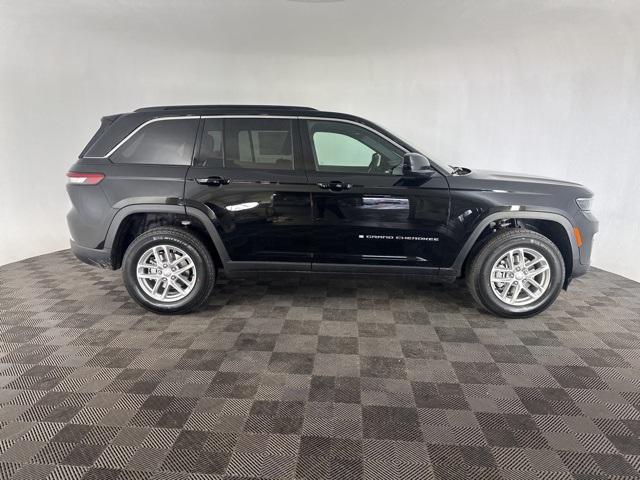 new 2025 Jeep Grand Cherokee car, priced at $38,663