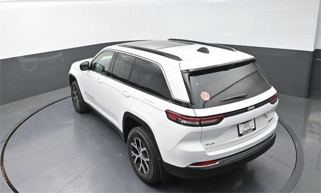 new 2025 Jeep Grand Cherokee car, priced at $44,750