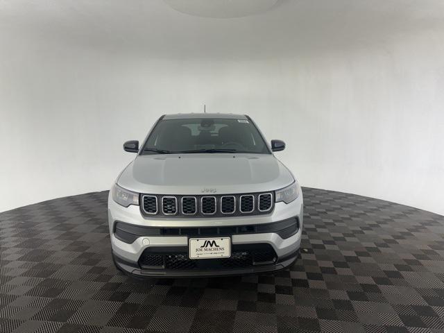 new 2025 Jeep Compass car, priced at $25,500