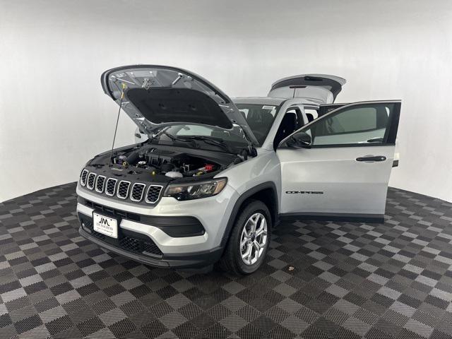 new 2025 Jeep Compass car, priced at $25,500