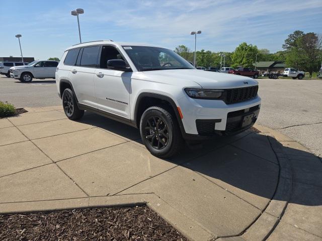 new 2025 Jeep Grand Cherokee L car, priced at $41,662
