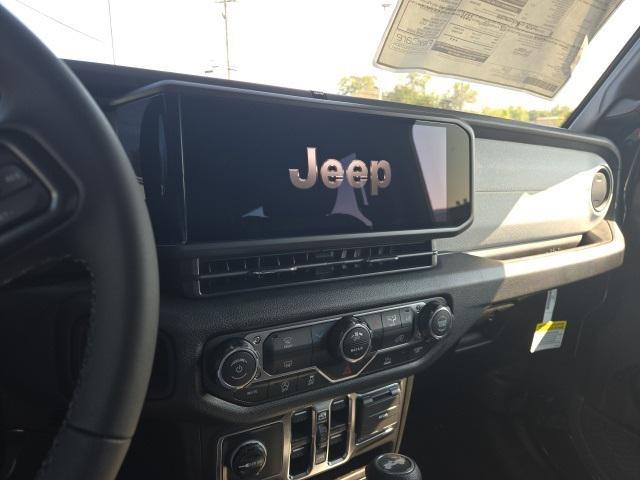 new 2025 Jeep Wrangler car, priced at $43,500