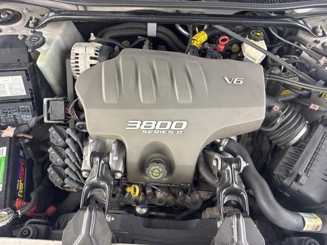 used 2000 Chevrolet Monte Carlo car, priced at $12,500
