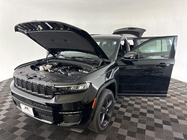 new 2025 Jeep Grand Cherokee L car, priced at $45,000