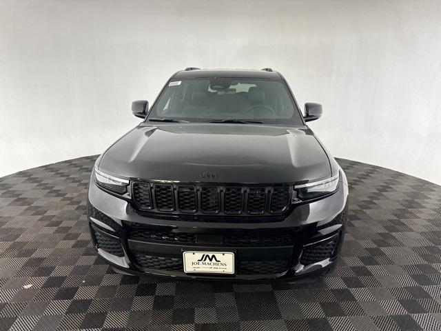 new 2025 Jeep Grand Cherokee L car, priced at $45,000