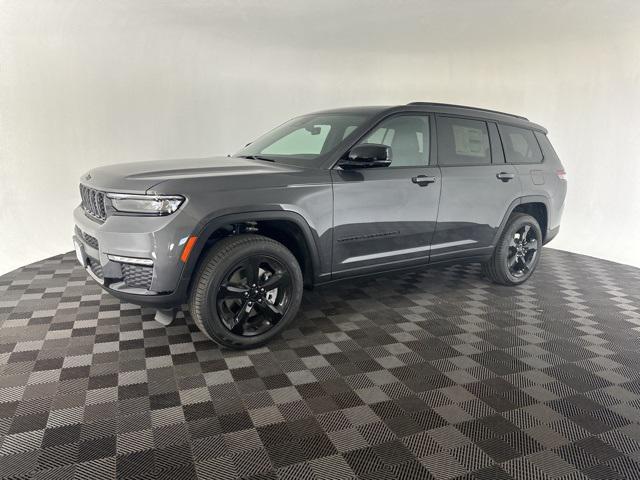 new 2025 Jeep Grand Cherokee L car, priced at $45,000