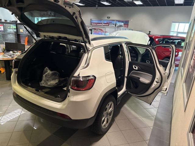 new 2025 Jeep Compass car, priced at $28,319