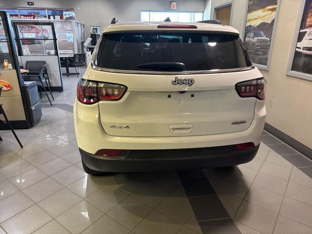 new 2025 Jeep Compass car, priced at $28,319