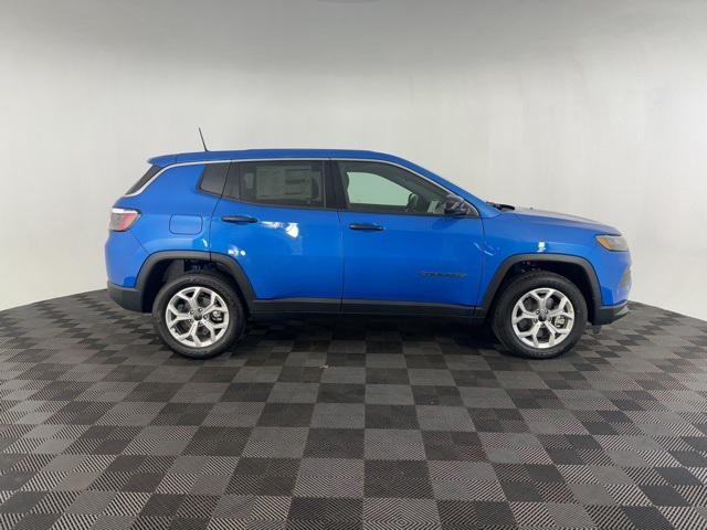 new 2025 Jeep Compass car, priced at $25,500