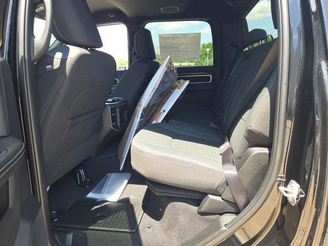 new 2025 Ram 2500 car, priced at $68,683