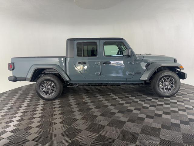 new 2024 Jeep Gladiator car, priced at $40,986