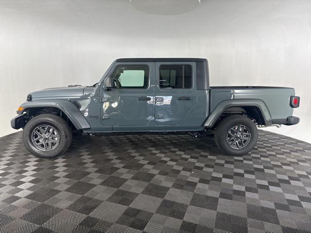 new 2024 Jeep Gladiator car, priced at $40,986