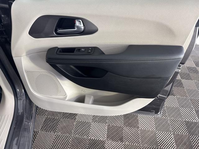 used 2023 Chrysler Pacifica car, priced at $23,500