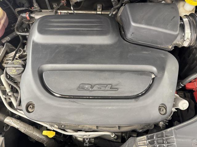 used 2023 Chrysler Pacifica car, priced at $23,500
