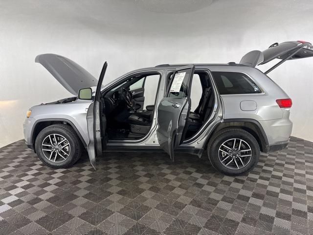 used 2021 Jeep Grand Cherokee car, priced at $22,500