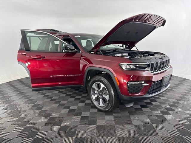 new 2024 Jeep Grand Cherokee 4xe car, priced at $46,500