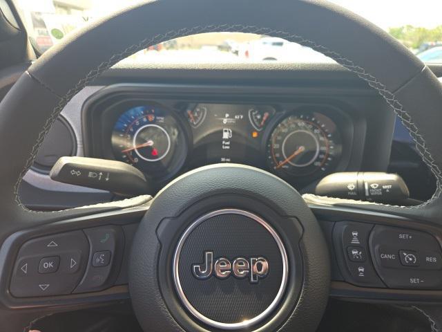 new 2025 Jeep Gladiator car, priced at $40,860
