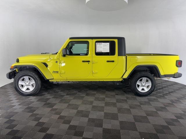 used 2023 Jeep Gladiator car, priced at $31,000