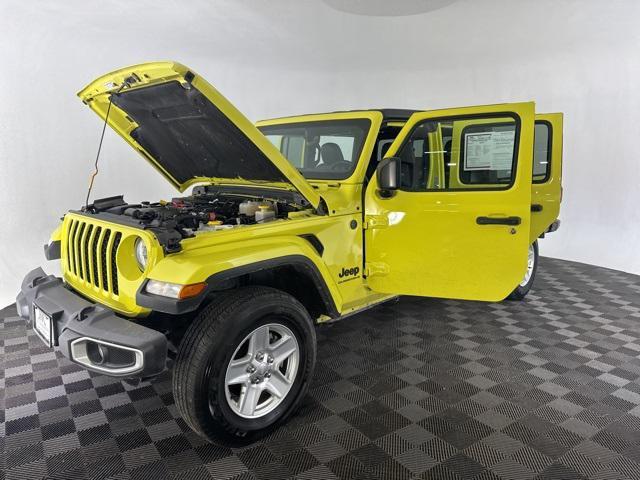 used 2023 Jeep Gladiator car, priced at $31,000