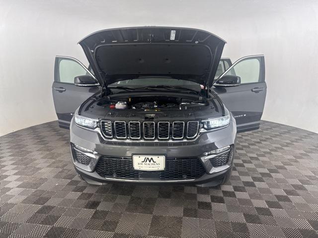 new 2025 Jeep Grand Cherokee car, priced at $44,137