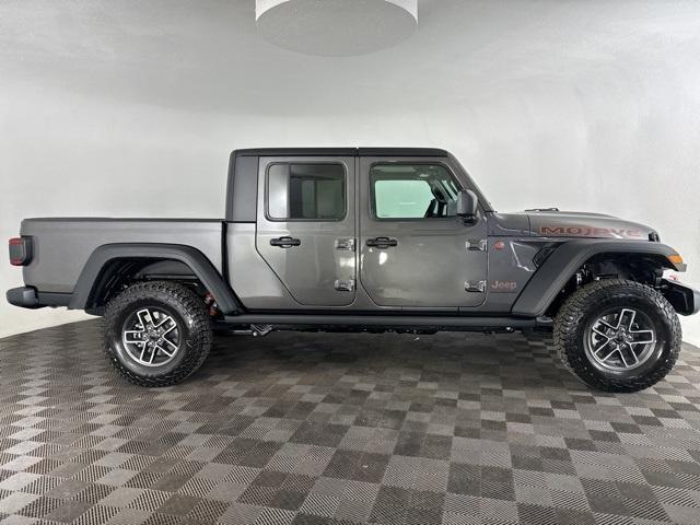 new 2024 Jeep Gladiator car, priced at $51,166