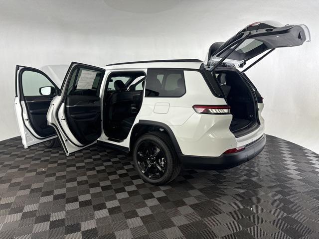 new 2025 Jeep Grand Cherokee L car, priced at $44,500