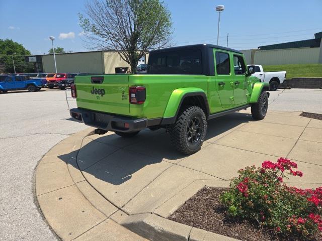new 2025 Jeep Gladiator car, priced at $43,635