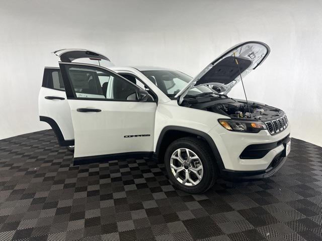 new 2025 Jeep Compass car, priced at $25,000