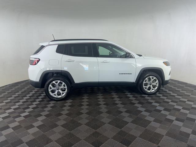 new 2025 Jeep Compass car, priced at $21,500