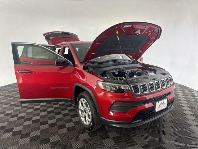 new 2025 Jeep Compass car, priced at $25,000