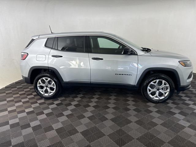 new 2025 Jeep Compass car, priced at $24,500