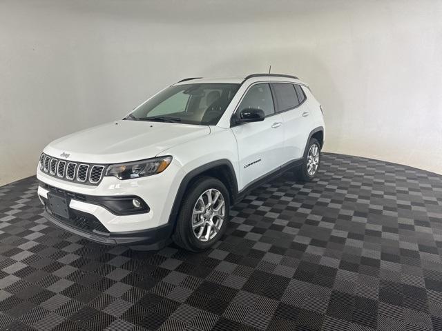 new 2024 Jeep Compass car, priced at $26,281