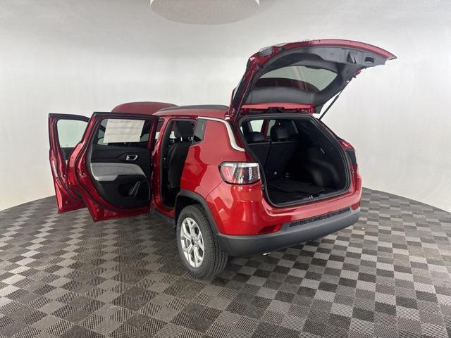 new 2025 Jeep Compass car, priced at $27,923