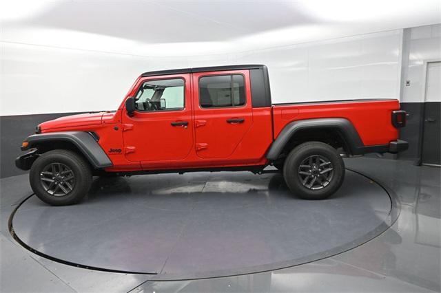 new 2025 Jeep Gladiator car, priced at $42,750