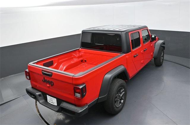 new 2025 Jeep Gladiator car, priced at $42,750