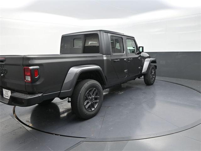 new 2025 Jeep Gladiator car, priced at $45,250