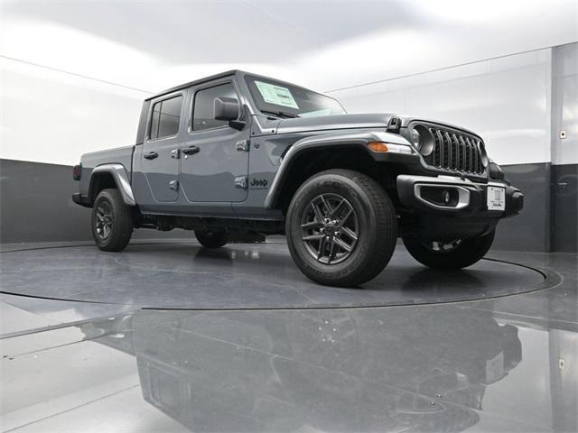new 2025 Jeep Gladiator car, priced at $44,250