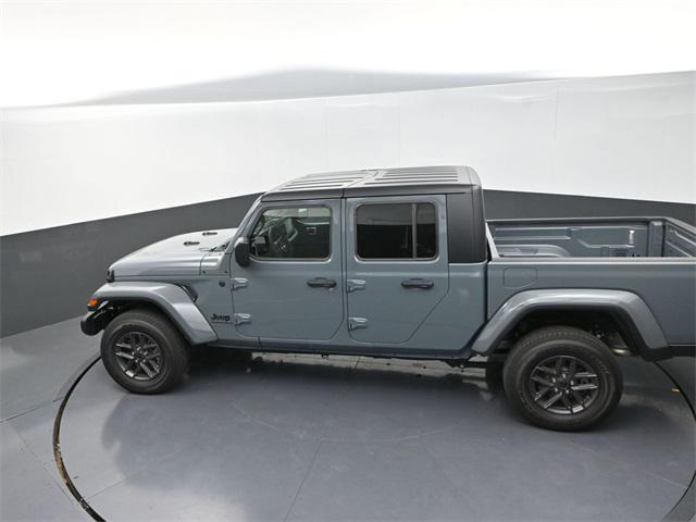 new 2025 Jeep Gladiator car, priced at $44,250