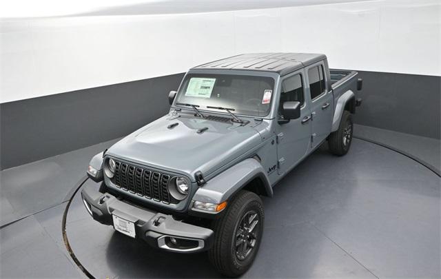 new 2025 Jeep Gladiator car, priced at $44,250