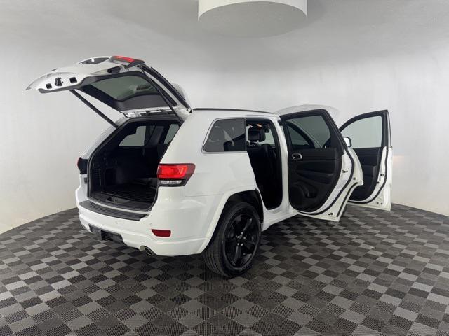 used 2015 Jeep Grand Cherokee car, priced at $13,500