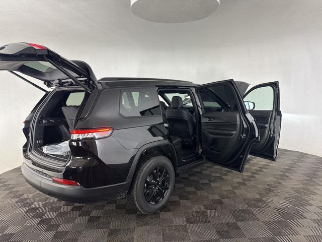 new 2025 Jeep Grand Cherokee L car, priced at $42,361