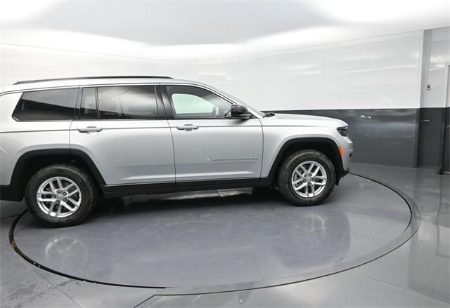 new 2025 Jeep Grand Cherokee L car, priced at $39,400